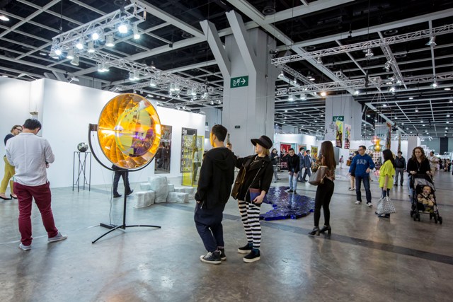 Art Basel in Hong Kong 2015 (sumber: Press Images, Art Basel)