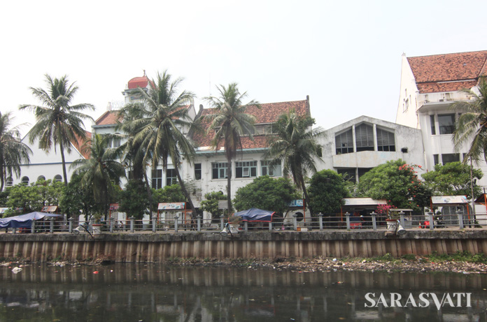Gedung Kerta Niaga yang menghadap Kali Besar, menjadi milik PT PPI sejak 2013. (Dok. Reza Praditiya)